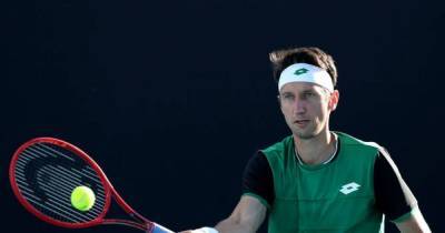 Двое украинских теннисистов завершили выступления на Australian Open после первого круга