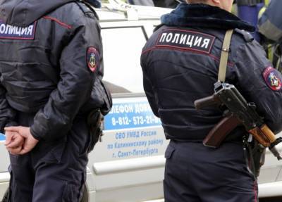 Двух школьниц 12 и 13 лет нашли в квартире у 37-летнего педофила в Петербурге