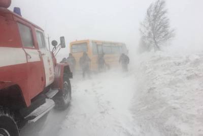 В Киевской области ограничили передвижение грузовиков, а на Волыни - полностью закрыта часть дорог