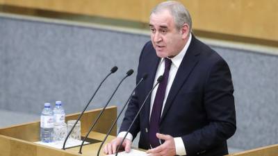 Глава думской фракции ЕР высказался об участии иноагентов в выборах