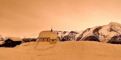 В Чехии и Словакии снег окрасился в оранжевый — фото, видео