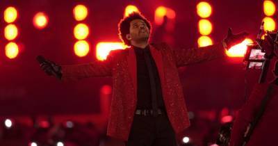 The Weeknd устроил зрелищное шоу за 7 миллионов долларов в перерыве Супербоула-2021