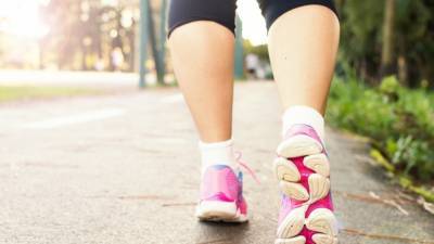 Спортивный эксперт рассказал об оптимальной норме по количеству шагов в день