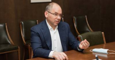 Степанов настаивает, что привиться от коронавируса должны не менее 60% украинцев