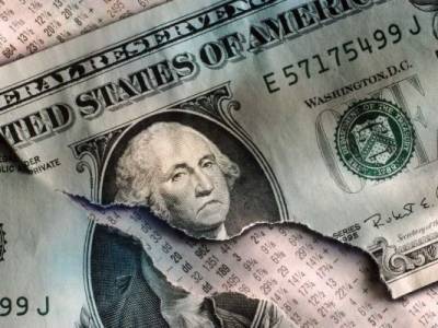 В конгрессе США предупреждают: Доллар может потерять глобальное лидерство