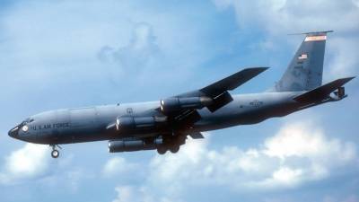 ВВС Финляндии и США отрабатывают дозаправку в воздухе у границ России