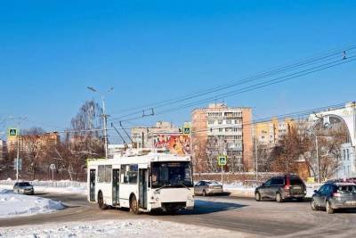 Из-за аварии на водопроводе в Канищеве два троллейбуса временно изменили маршрут