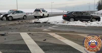 Под Зеленоградском столкнулись Škoda и Citroën, пострадали четыре человека (видео)