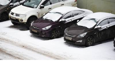Автоэксперт рассказал, как завести машину в сильный мороз