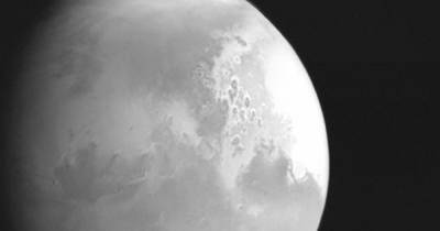 В двух днях от Марса. Китайский аппарат Tianwen-1 прислал первое фото Красной планеты