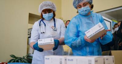 Германия направила 13,1 млн евро для больниц на востоке Украины