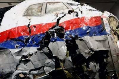Олег Пулатов - Хендрик Стинхейс - Суд в Нидерландах постановил приобщить отчеты «Алмаз-Антея» к делу MH17 - interaffairs.ru - США - Голландия
