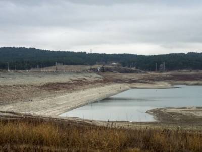 Ситуация обостряется: еще 3 водохранилища в Крыму на грани высыхания