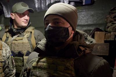 Зеленский допустил американские войска на Украину