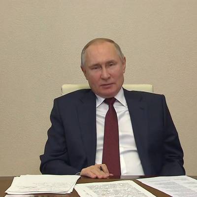 Путин призвал прекратить "межведомственные дрязги" в науке
