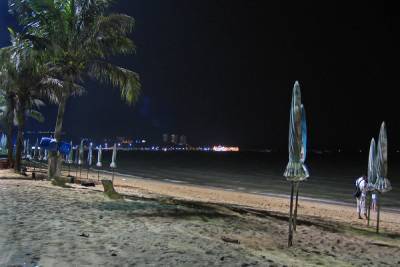Россиянин перерезал себе горло на пляже в Таиланде