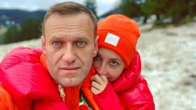Роскошное жилье Навального в ФРГ могли оплатить американские элиты