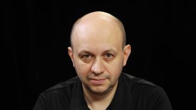 Главреду "Медиазоны" Сергею Смирнову до 15 суток сокращен срок ареста