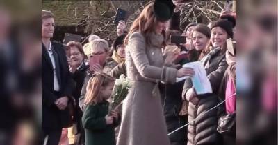 Мамина копия: видео с принцессой Шарлоттой, подражающей Кейт Миддлтон, стало вирусным