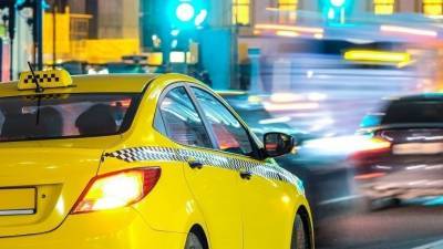 В Петербурге будет создан стандарт этики для таксистов