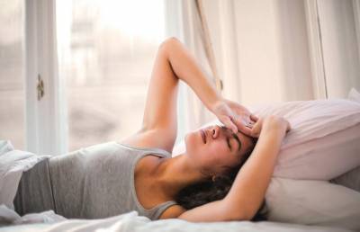 Блогер поделилась простым трюком, который помогает ей заснуть: об этом девушке рассказал врач