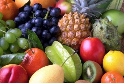 Медики объяснили, кому лучше отказаться от фруктов