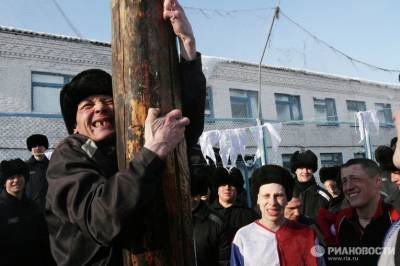 NYT: «опущенные», «мужики» и «активисты» — в какую из этих групп попадет Навальный в новом ГУЛАГе?