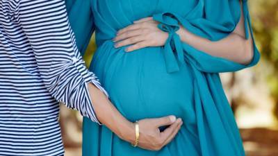 В Госдуме предложили выплачивать беременным по 20 тыс. рублей каждый месяц
