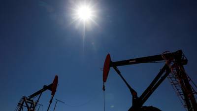 Цена барреля нефти Brent превысила $61