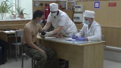 В российских регионах, где ситуация с коронавирусом явно становится лучше, постепенно снимают ограничения