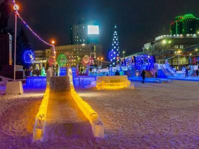 Ледовые фигуры в центре Челябинска заменят аттракционами