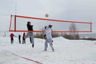 В Пущино пройдут соревнования по зимнему волейболу и мини футболу