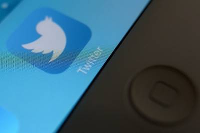 СМИ: в Twitter могут появиться платные услуги