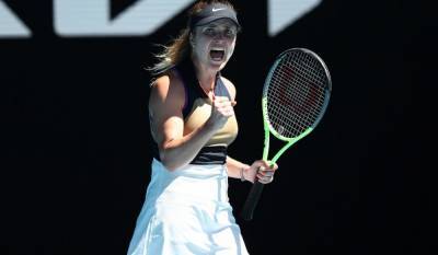 Свитолина в напряженном матче одержала первую победу на Australian Open