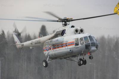 На санитарном вертолете в Тверь доставили тяжелобольного человека