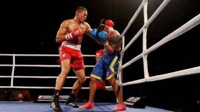 Усик узнал дату чемпионского боя против британского тяжеловеса