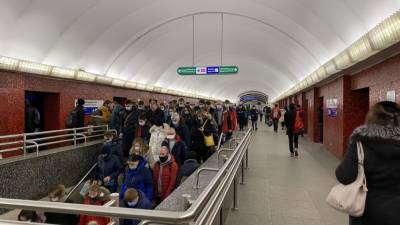Сроки открытия четырех новых станций метро в Петербурге перенесли на 2024 год