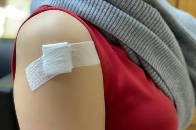 Я обалдела: корреспондент МК в Туле начал вакцинацию от ковида