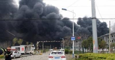В результате взрыва на фармацевтическом заводе в Китае погибли два человека