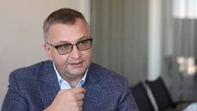 Эксперт: вместо того, чтобы навести порядок в тарифах, власть в Киеве решила закрыть рты критикам