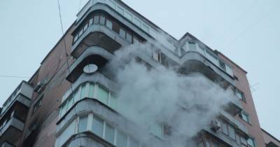 Пожар в 14-этажке Харькова: в доме восстанавливают электричество и решают, куда разместить людей