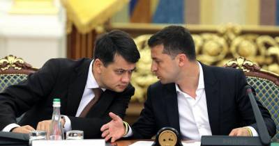 Украинцы стали доверять Разумкову больше, чем Зеленскому, - опрос
