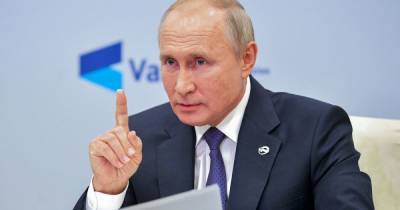 "В кошки-мышки играть не будем": у Путина дали предупреждение участникам новых акций