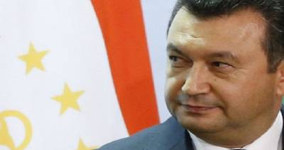 Кохир Расулзода поздравил Улукбека Марипова с назначением на должность премьер-министра Кыргызстана