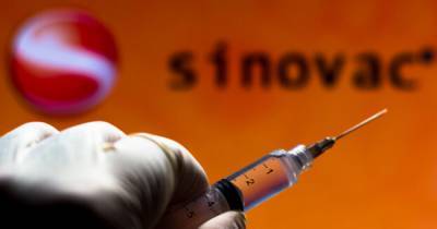 Поставки китайской вакцины Sinovac для Украины могут задержать: названа причина