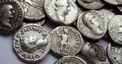 В Турции археологи нашли клад с 600 серебряными монетами: на одной из них изображен сын Афродиты