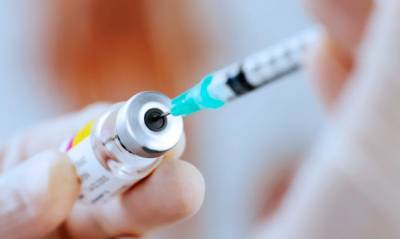 Немецкий медик в одиночку создал вакцину против коронавирусной инфекции