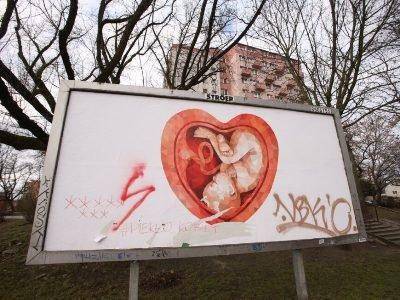 В Польше хотят открыть "комнаты плача" для беременных женщин
