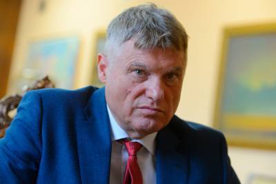 Сербский посол привился российской вакциной