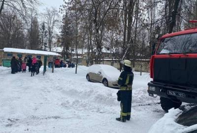 В Киеве произошел пожар в детском саду, эвакуировали более сотни детей
